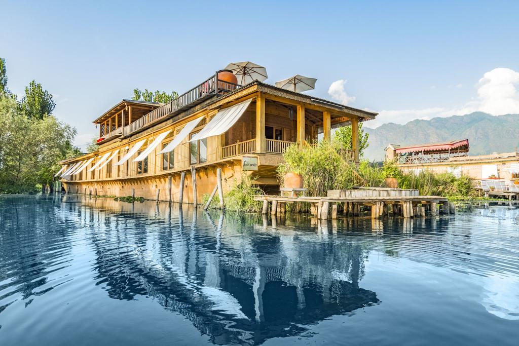 Luxury palace properties and natural alpine landscapes of Jammu and Kashmir